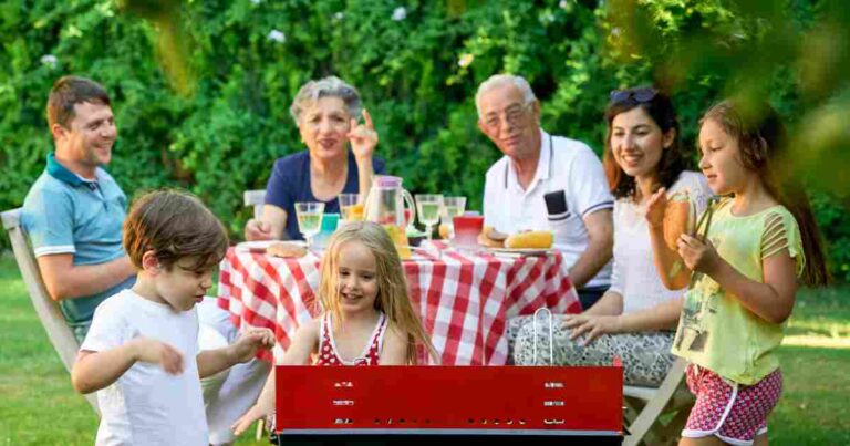 A family gathering of planning for Independence as You Age
